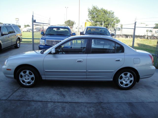 Hyundai Elantra FWD 4dr Sport Sedan