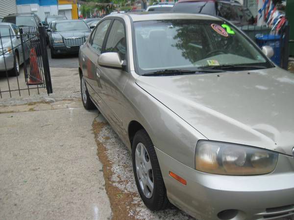 Hyundai Elantra 2002 photo 1