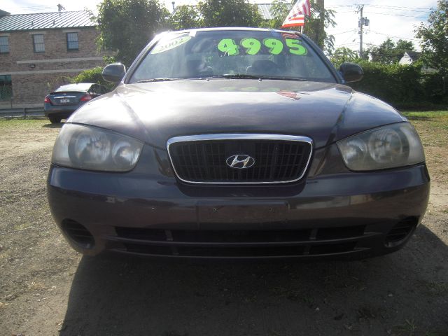 Hyundai Elantra 2002 photo 3