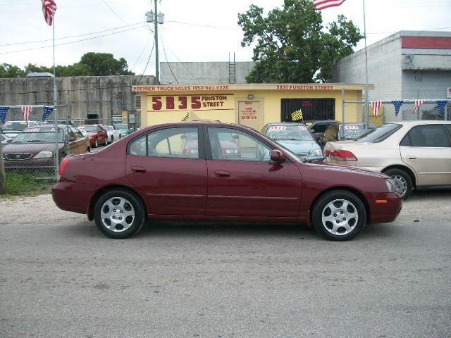 Hyundai Elantra 2002 photo 1