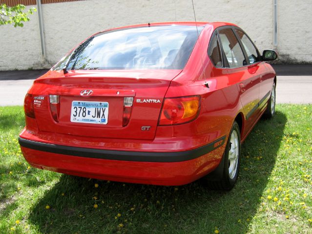 Hyundai Elantra 2002 photo 11