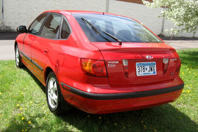 Hyundai Elantra 2002 photo 9