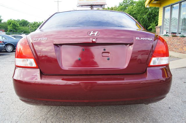 Hyundai Elantra 2002 photo 19