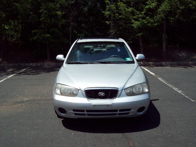 Hyundai Elantra 2002 photo 8