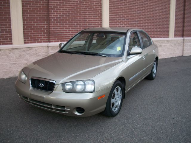 Hyundai Elantra 2002 photo 3