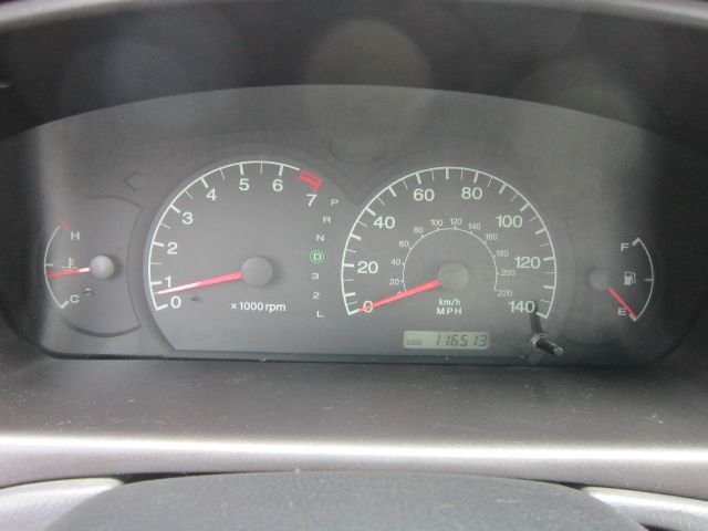 Hyundai Elantra 2002 photo 2