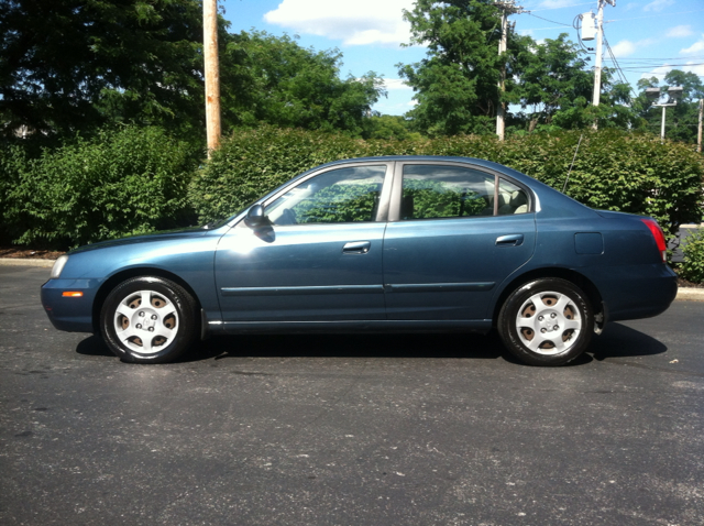 Hyundai Elantra 2002 photo 3