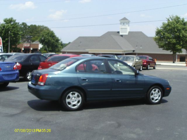 Hyundai Elantra FWD 4dr Sport Sedan