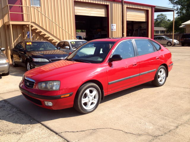 Hyundai Elantra 2002 photo 2