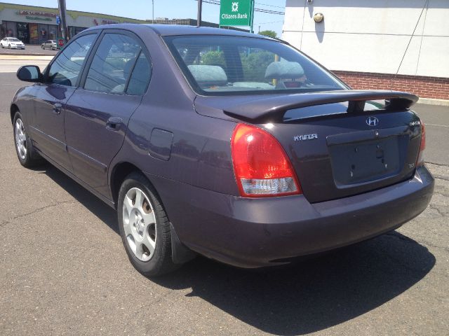 Hyundai Elantra FWD 4dr Sport Sedan