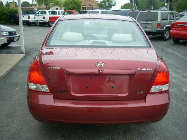 Hyundai Elantra 2002 photo 2