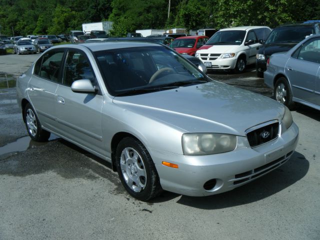 Hyundai Elantra 2002 photo 2