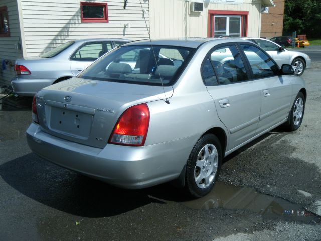 Hyundai Elantra 2002 photo 8