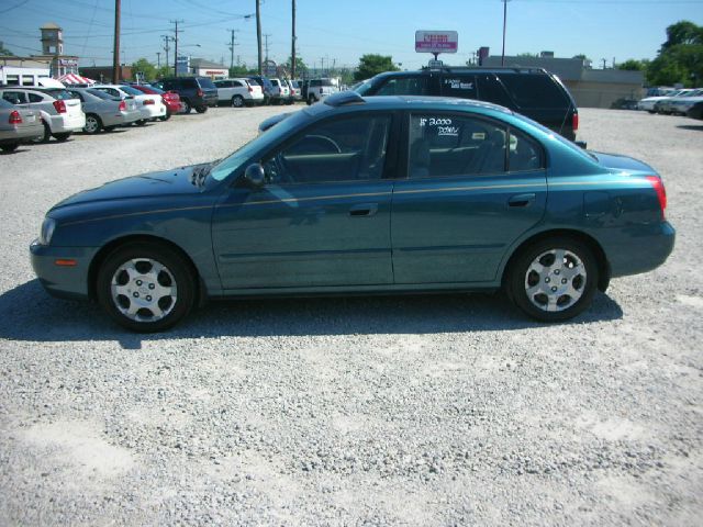 Hyundai Elantra 2002 photo 4