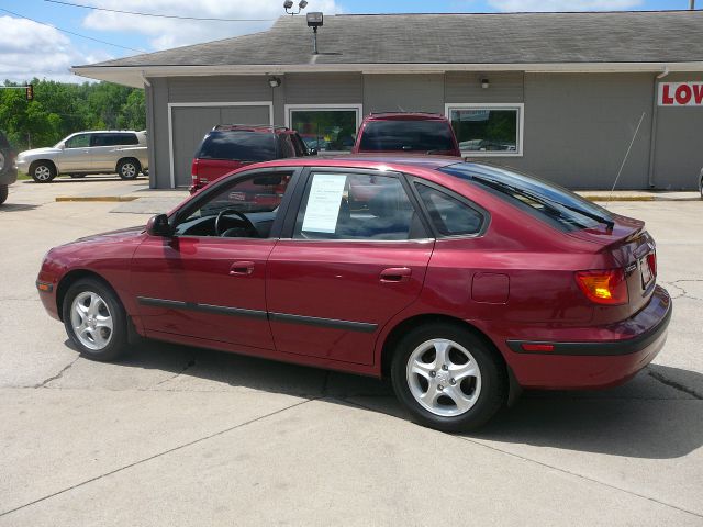 Hyundai Elantra 2002 photo 4