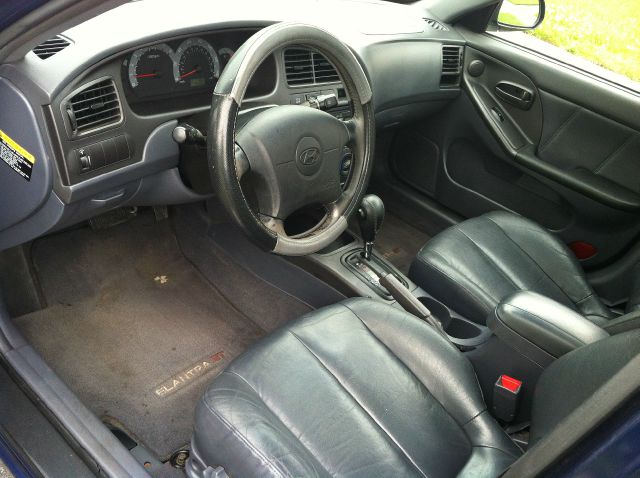 Hyundai Elantra 2002 photo 12