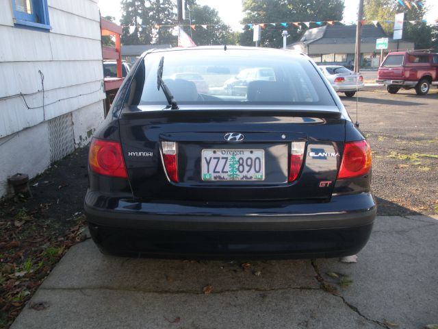 Hyundai Elantra 2002 photo 3