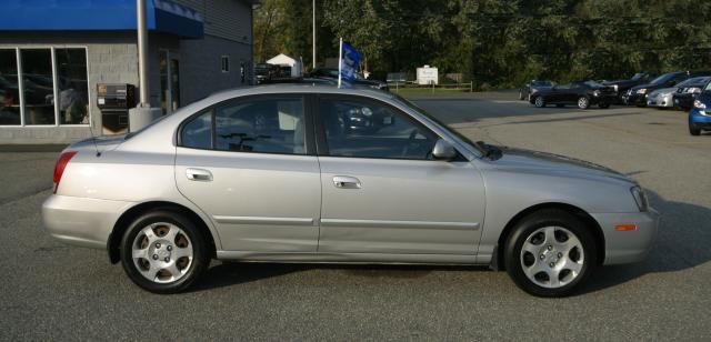 Hyundai Elantra 2002 photo 4