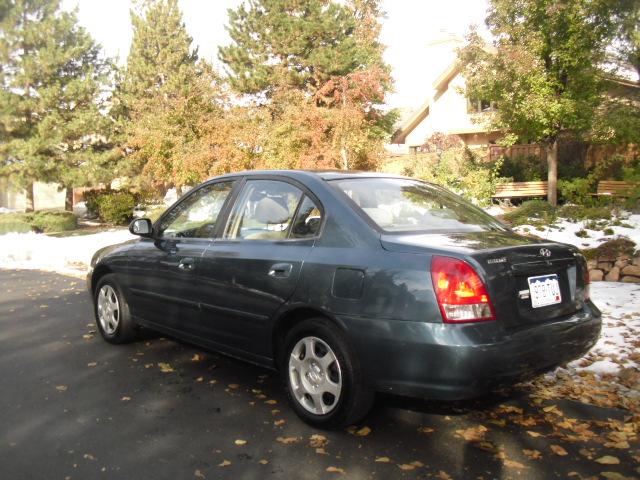 Hyundai Elantra 2002 photo 3