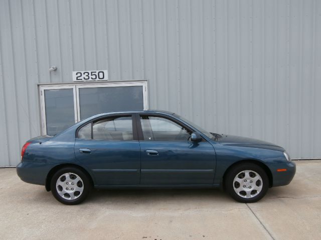 Hyundai Elantra 2003 photo 4