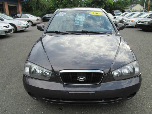 Hyundai Elantra 2003 photo 2