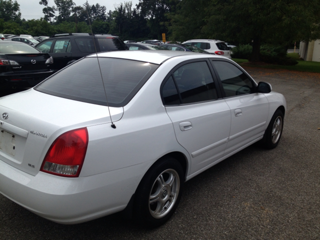 Hyundai Elantra FWD 4dr Sport Sedan