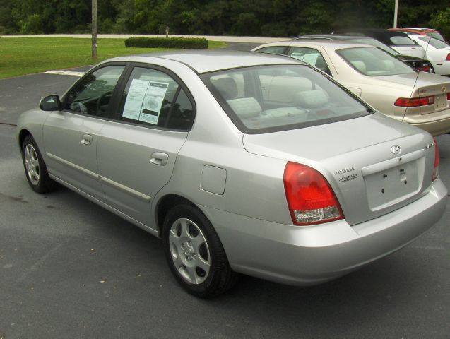 Hyundai Elantra 2003 photo 2