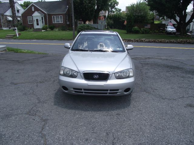 Hyundai Elantra 2003 photo 3