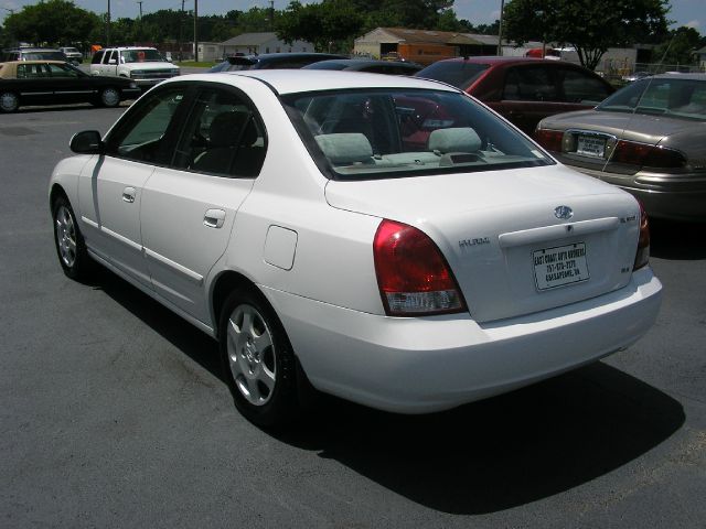 Hyundai Elantra 2003 photo 4