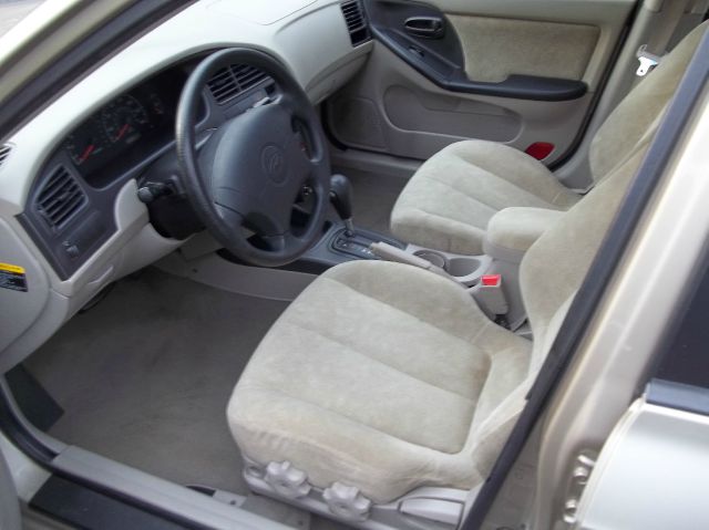 Hyundai Elantra 2003 photo 1