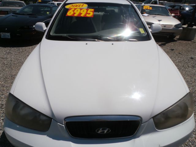 Hyundai Elantra 2003 photo 3