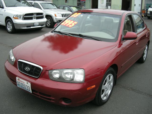 Hyundai Elantra 2003 photo 2