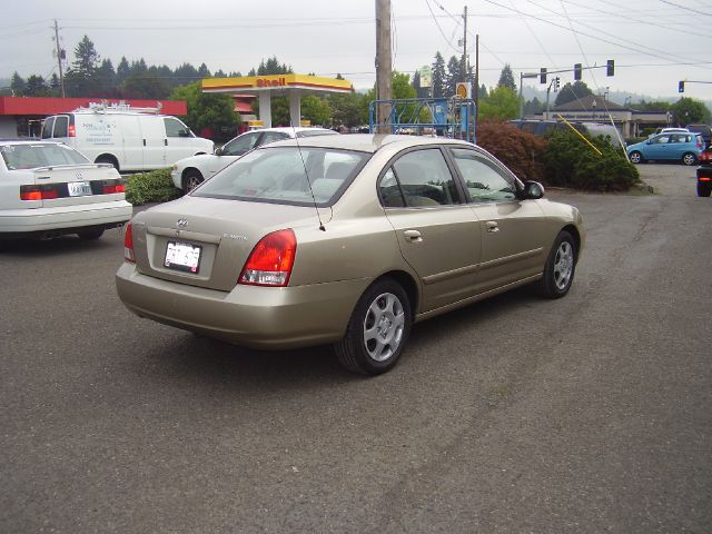 Hyundai Elantra 2003 photo 4