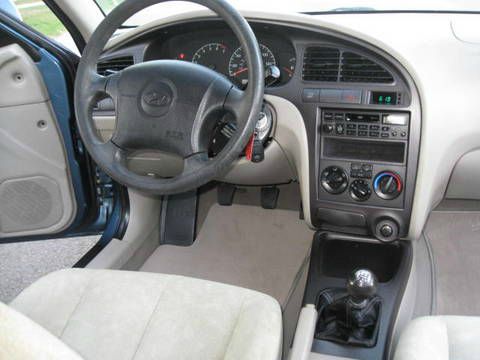 Hyundai Elantra 2003 photo 40