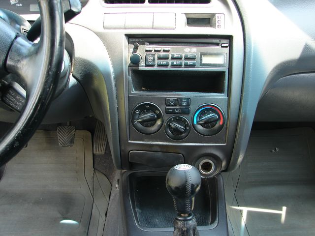 Hyundai Elantra 2003 photo 18