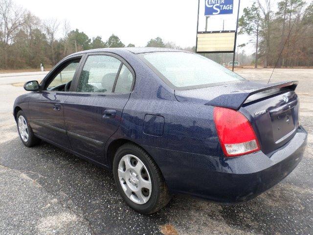 Hyundai Elantra 2003 photo 3