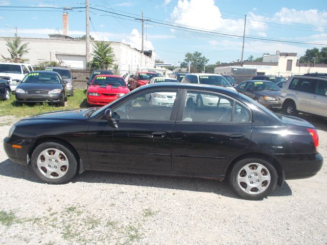 Hyundai Elantra 2003 photo 2