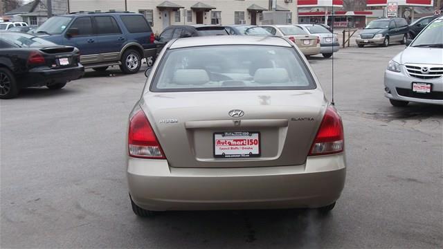 Hyundai Elantra 2003 photo 3