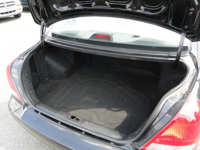 Hyundai Elantra 2003 photo 4