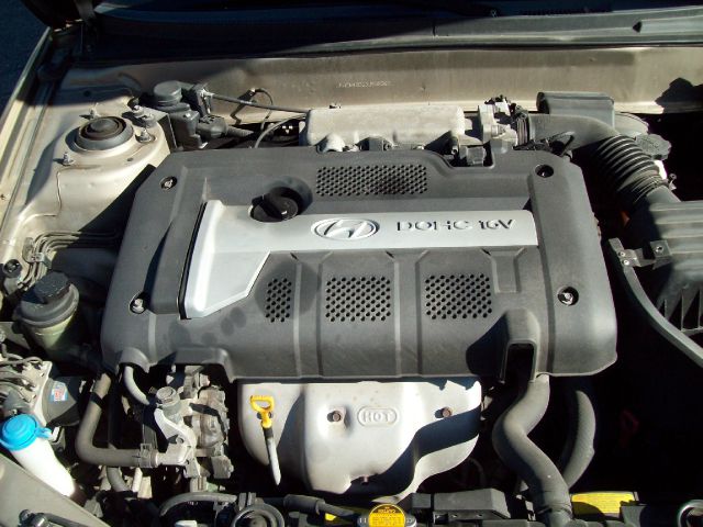 Hyundai Elantra 2003 photo 1