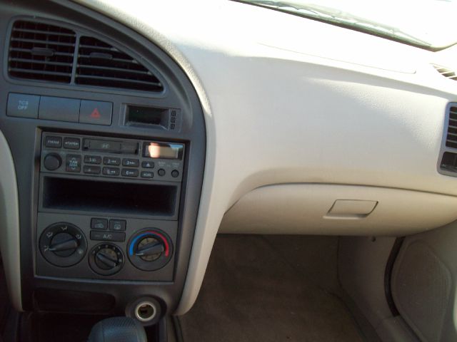 Hyundai Elantra 2003 photo 18