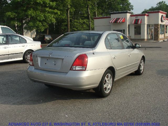 Hyundai Elantra 2003 photo 4