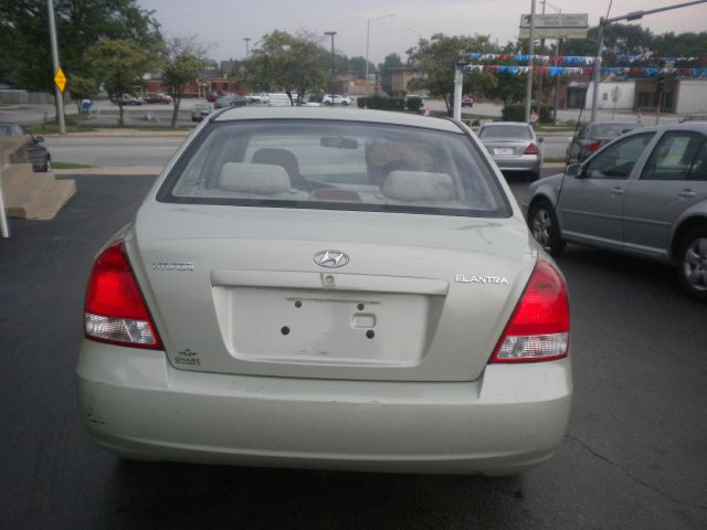 Hyundai Elantra Low Price Sedan