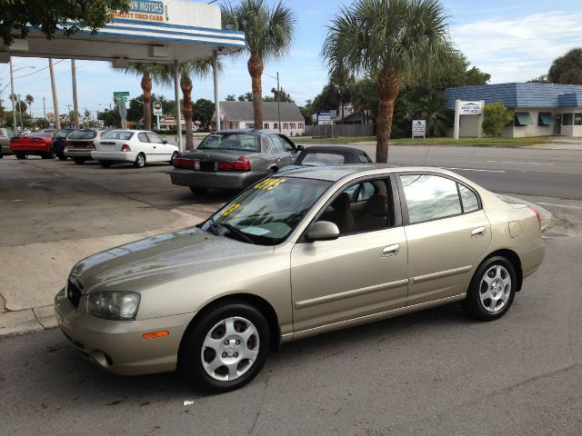 Hyundai Elantra FWD 4dr Sport Sedan