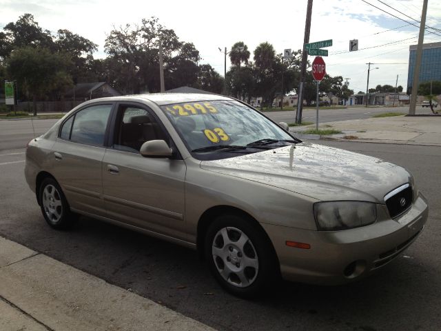 Hyundai Elantra 2003 photo 2