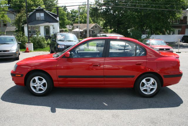 Hyundai Elantra Low Price Sedan