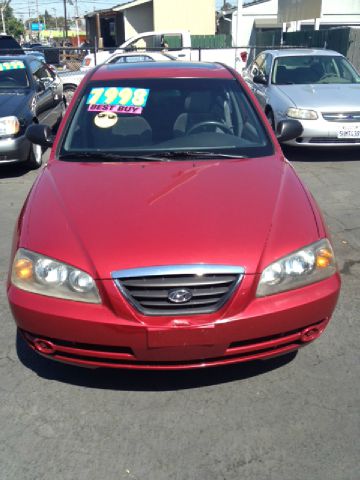 Hyundai Elantra 2004 photo 3