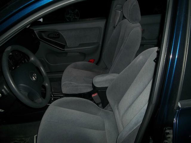 Hyundai Elantra 2004 photo 1