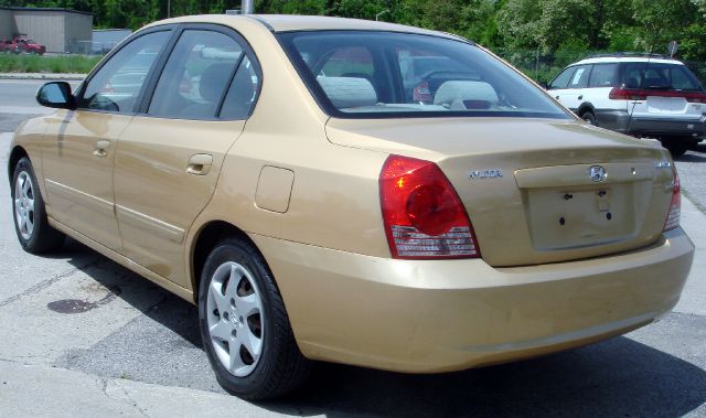 Hyundai Elantra 2004 photo 10