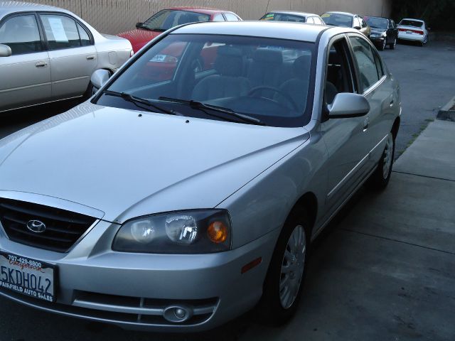 Hyundai Elantra 2004 photo 3